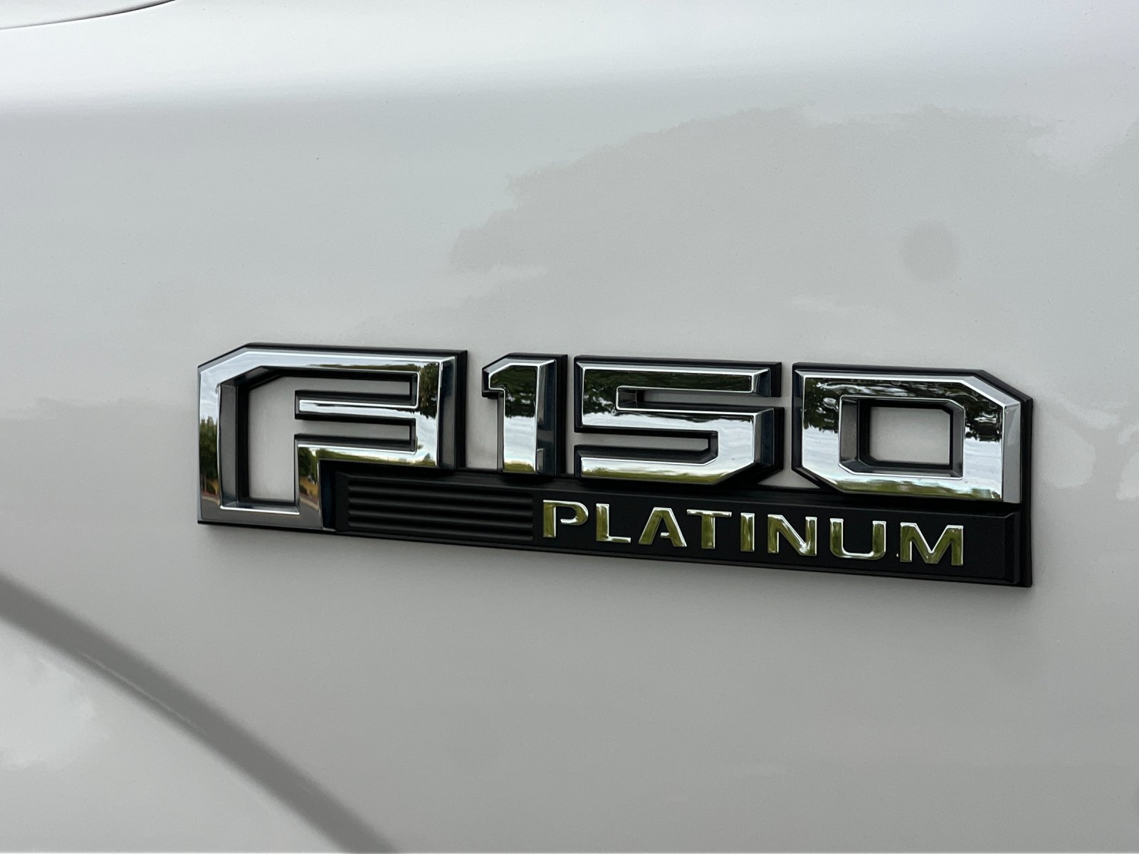 Used 2018 Ford F150 Platinum w/ Equipment Group 701A Luxury RWD image 25