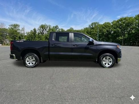 Used 2024 Chevrolet Silverado 1500 LT w/ Protection Package AWD/4WD image 10