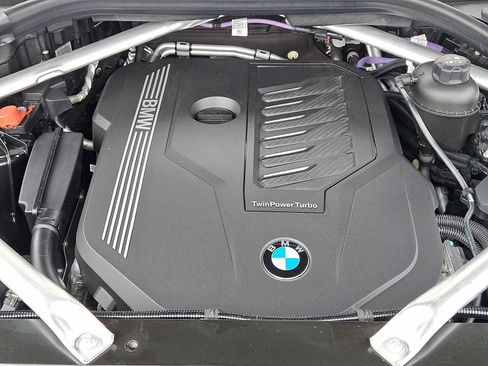 Used 2023 BMW X6 xDrive40i w/ Premium Package image 30