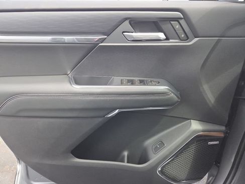 New 2026 GMC Acadia Elevation w/ Black Edition AWD/4WD image 32