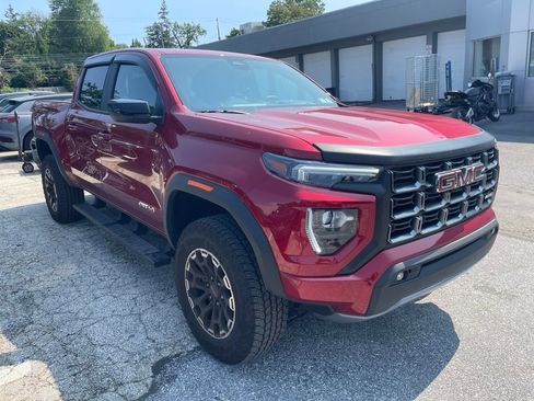 Used 2026 GMC Canyon AT4 w/ AT4 Premium Package AWD/4WD image 4