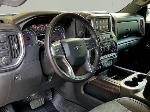 Used 2020 Chevrolet Silverado 1500 RST AWD/4WD image 18