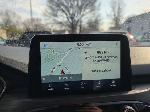 Used 2020 Ford Escape Titanium image 26