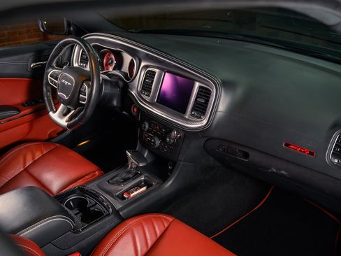 Used 2020 Dodge Charger SRT Hellcat w/ Harman/Kardon Audio Group image 25