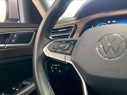 Used 2026 Volkswagen Atlas SE AWD/4WD image 8