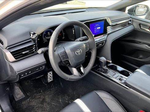 New 2026 Toyota Camry SE image 8