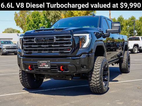 Used 2025 GMC Sierra 2500 AT4 w/ AT4 Premium Plus Package AWD/4WD image 3