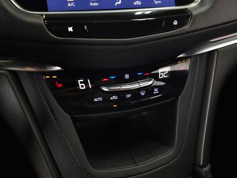 Used 2023 Cadillac XT5 Luxury AWD/4WD image 27