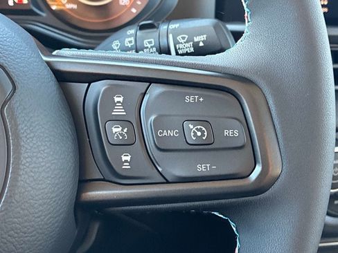 Used 2026 Jeep Wrangler Unlimited Sport w/ Dual Top Group AWD/4WD image 24