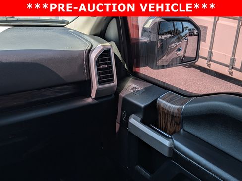 Used 2018 Ford F150 Lariat w/ Equipment Group 502A Luxury AWD/4WD image 21