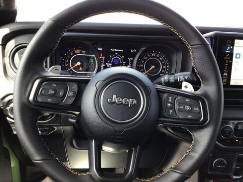 New 2025 Jeep Wrangler Unlimited Rubicon 392 image 17