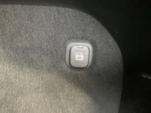 Used 2019 MAZDA CX-5 Touring image 16