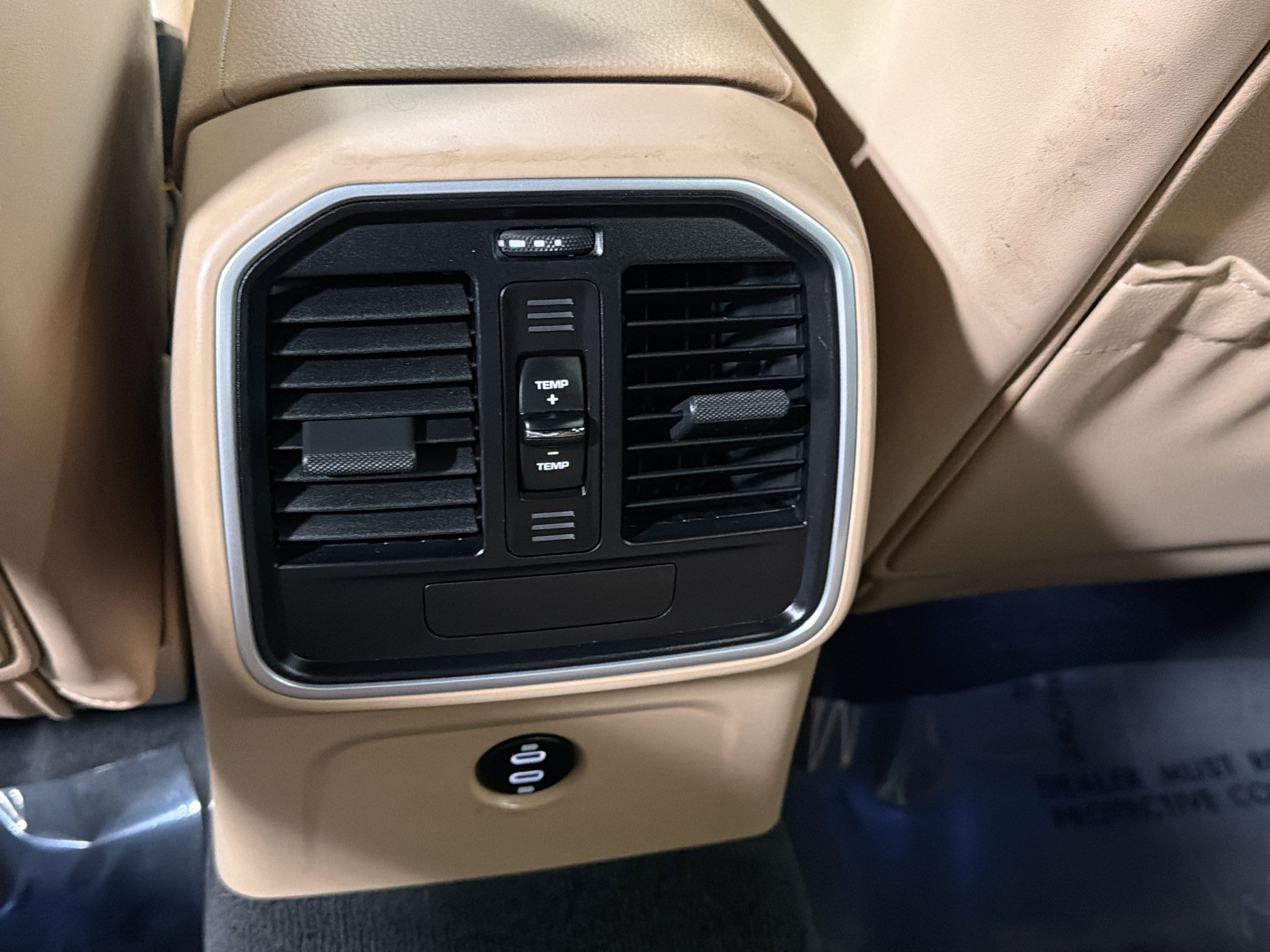 Certified 2026 Porsche Macan AWD/4WD image 20
