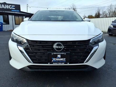 Used 2024 Nissan Sentra SV image 8
