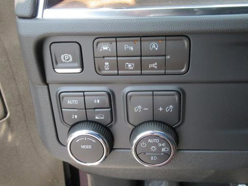 New 2025 Chevrolet Tahoe High Country image 26