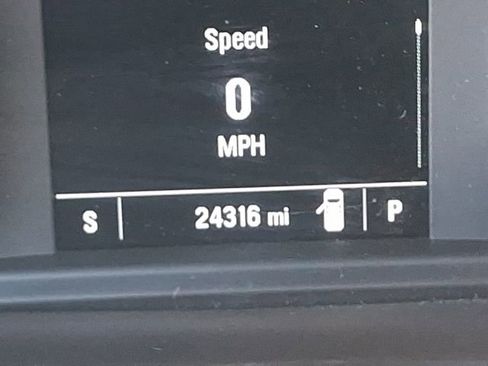 Used 2024 Chevrolet Silverado 1500 Custom image 24