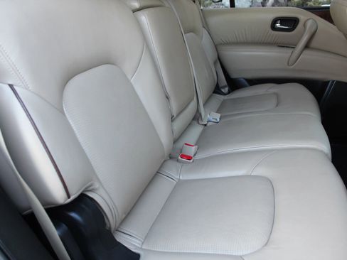 Used 2017 Nissan Armada SL image 16