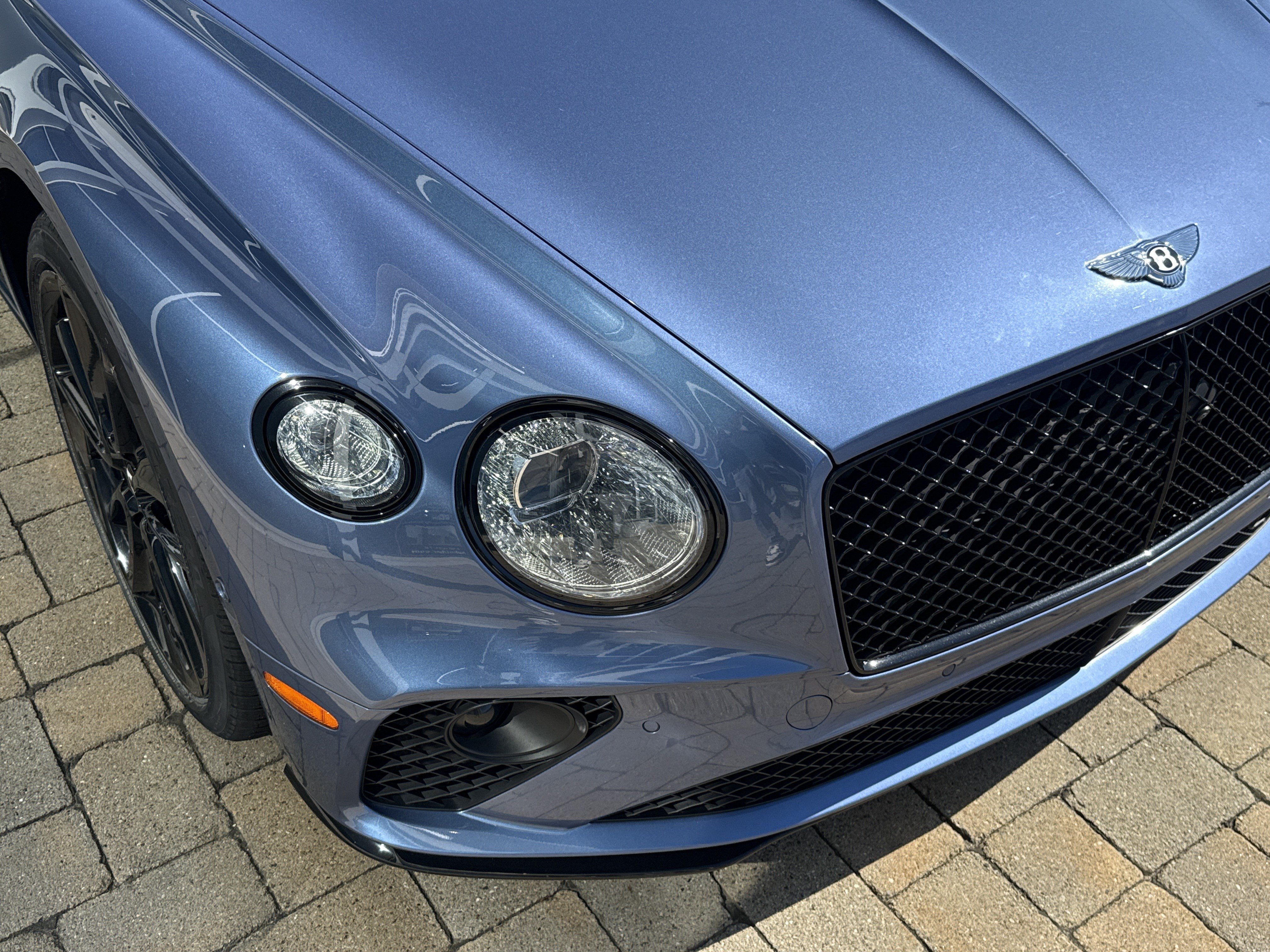 Used 2022 Bentley Continental GT AWD/4WD image 46