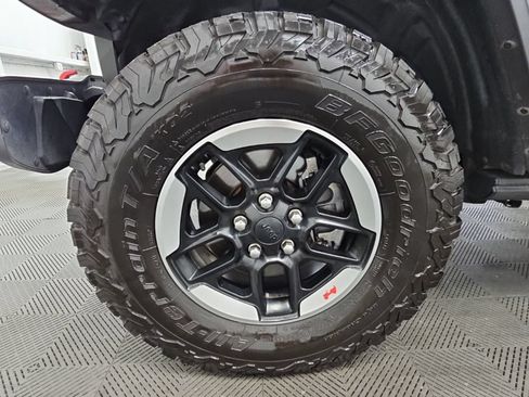 Used 2021 Jeep Wrangler Unlimited Rubicon AWD/4WD image 47