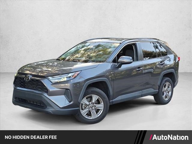 Used 2022 Toyota RAV4 XLE w/ Convenience Package FWD image 1