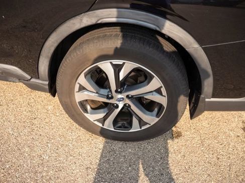 Used 2020 Subaru Outback Limited w/ Popular Package #2 AWD/4WD image 11