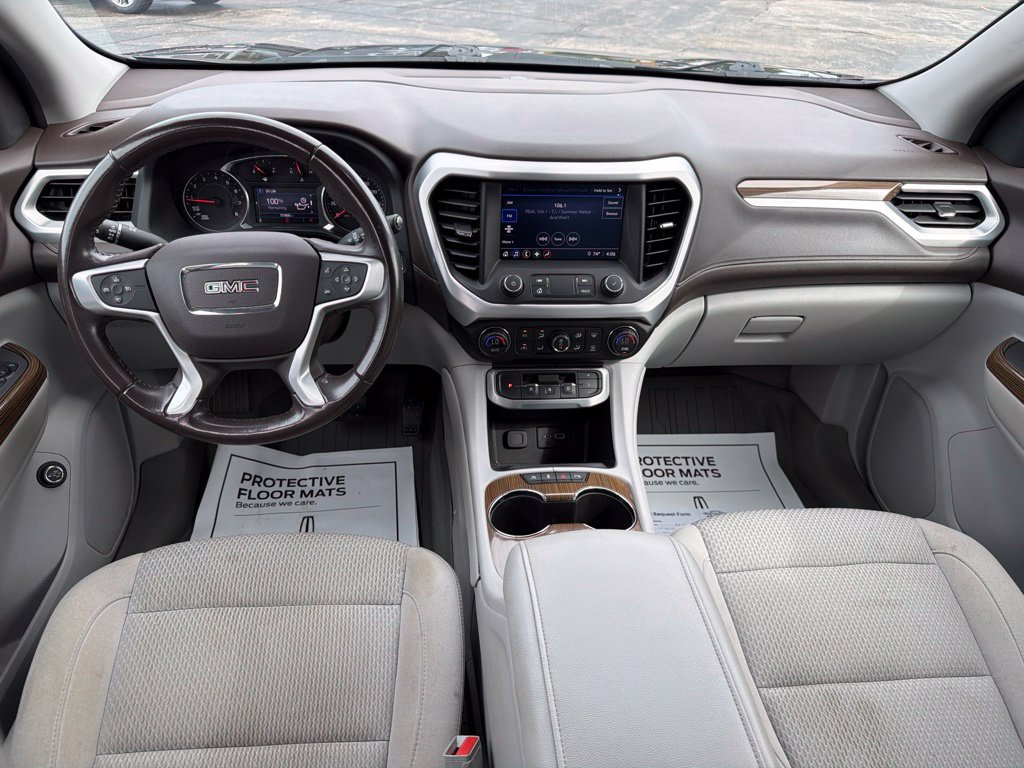 Used 2020 GMC Acadia SLE w/ Driver Convenience Package FWD image 2