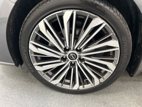 Used 2023 Nissan Altima 2.5 SL image 30