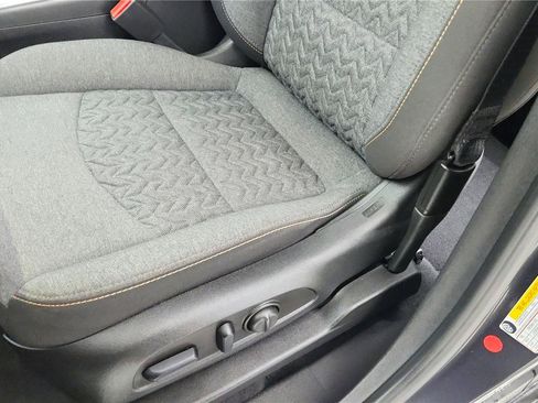 Used 2023 Chevrolet Equinox LT FWD image 14
