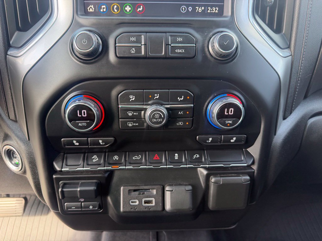 Used 2021 Chevrolet Silverado 1500 LT AWD/4WD image 33