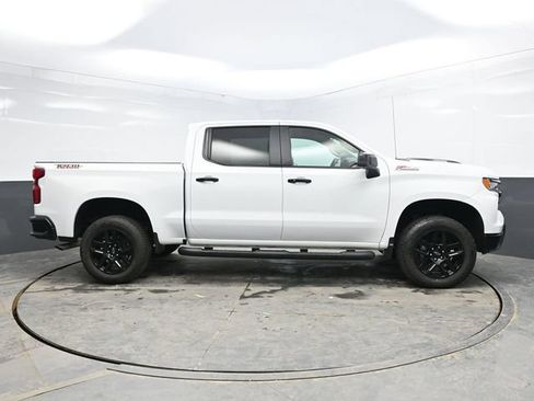 Used 2025 Chevrolet Silverado 1500 LT Trail Boss w/ Protection Package AWD/4WD image 8