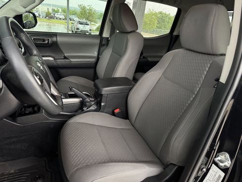 Used 2023 Toyota Tacoma SR5 RWD image 29