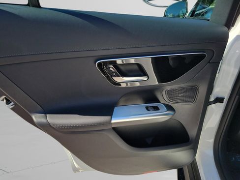 New 2026 Mercedes-Benz GLC 43 AMG 4MATIC image 25