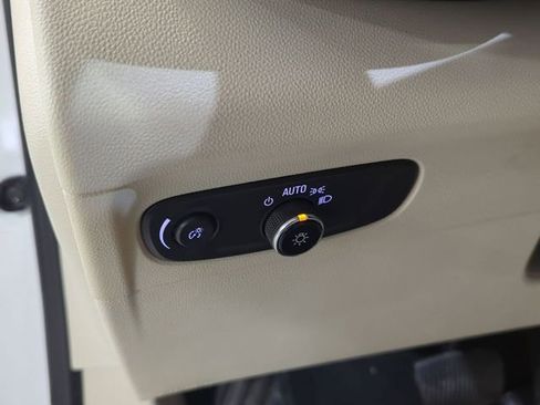 Used 2023 Buick Envision Preferred AWD/4WD image 17