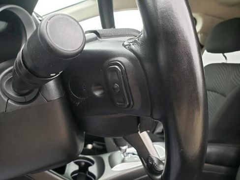 Used 2020 Dodge Journey SE w/ SE Popular Equipment Group FWD image 23