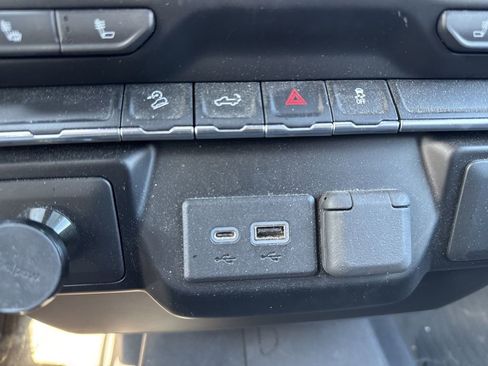 Used 2022 Chevrolet Silverado 1500 RST AWD/4WD image 20
