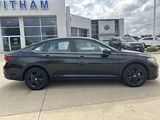 Used 2024 Volkswagen Jetta SE w/ Panoramic Sunroof Package image 3