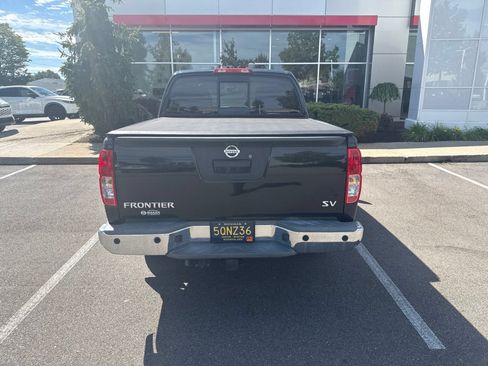 Used 2018 Nissan Frontier SV w/ Value Truck Package RWD image 6