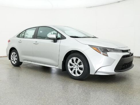 New 2026 Toyota Corolla LE image 29