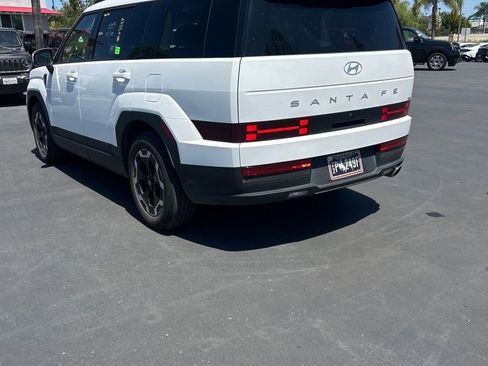 Used 2025 Hyundai Santa Fe SEL image 7