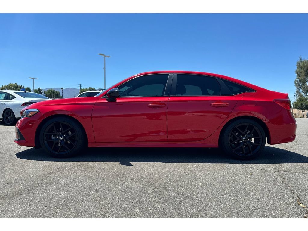 Used 2024 Honda Civic Sport image 2