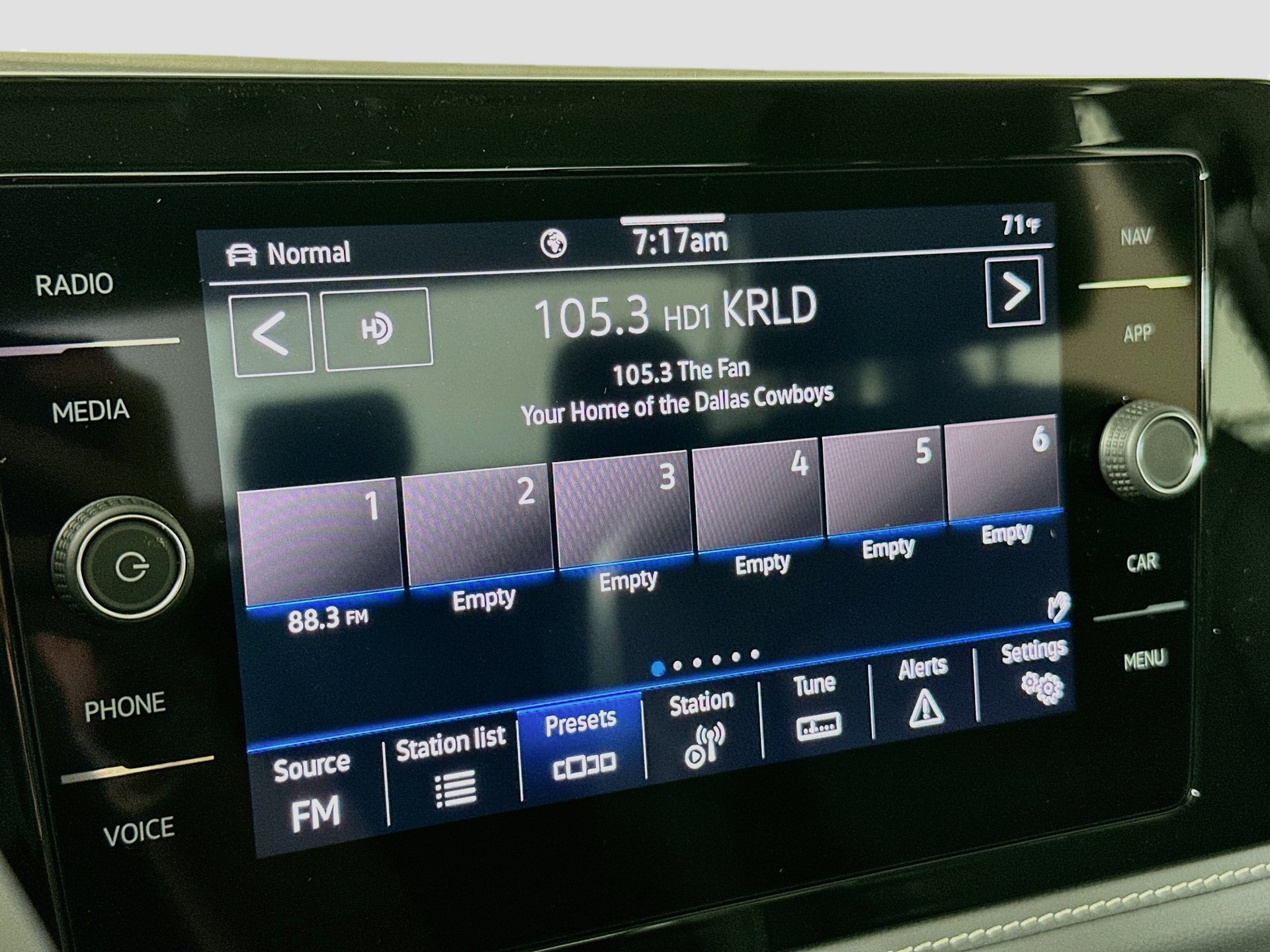 Certified 2026 Volkswagen Jetta SEL FWD image 14