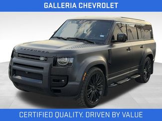 Used 2023 Land Rover Defender 130 SE AWD/4WD video 1
