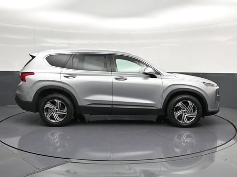 Used 2023 Hyundai Santa Fe SE FWD image 4