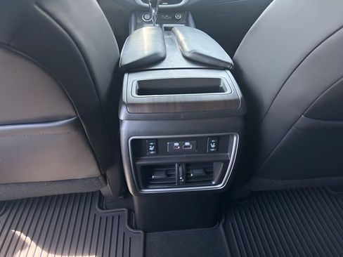Used 2019 Nissan Murano S AWD/4WD image 19