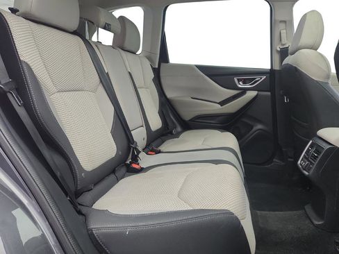 Used 2022 Subaru Forester Premium image 25