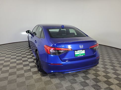 Used 2022 Honda Civic Sport image 5