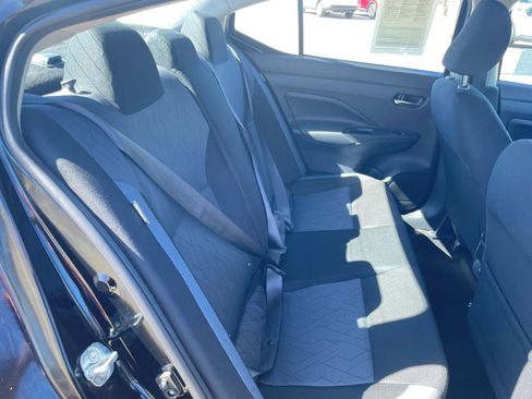 Used 2025 Nissan Versa SV image 37