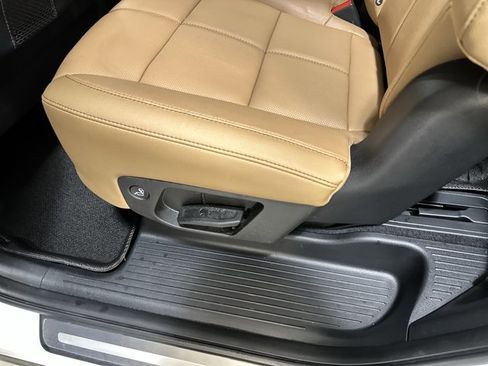 Used 2022 Kia Telluride SX image 23