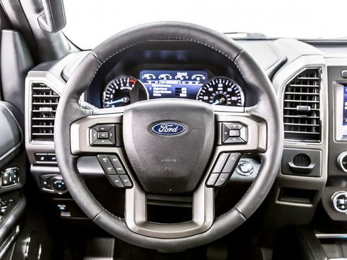 Used 2020 Ford Expedition XLT w/ Equipment Group 202A RWD image 22