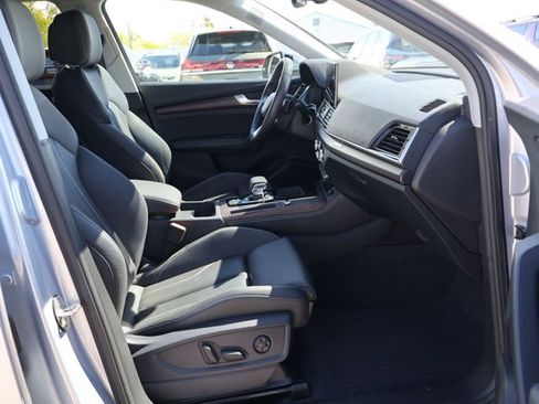 Used 2023 Audi Q5 e Premium Plus w/ Premium Plus Package AWD/4WD image 27